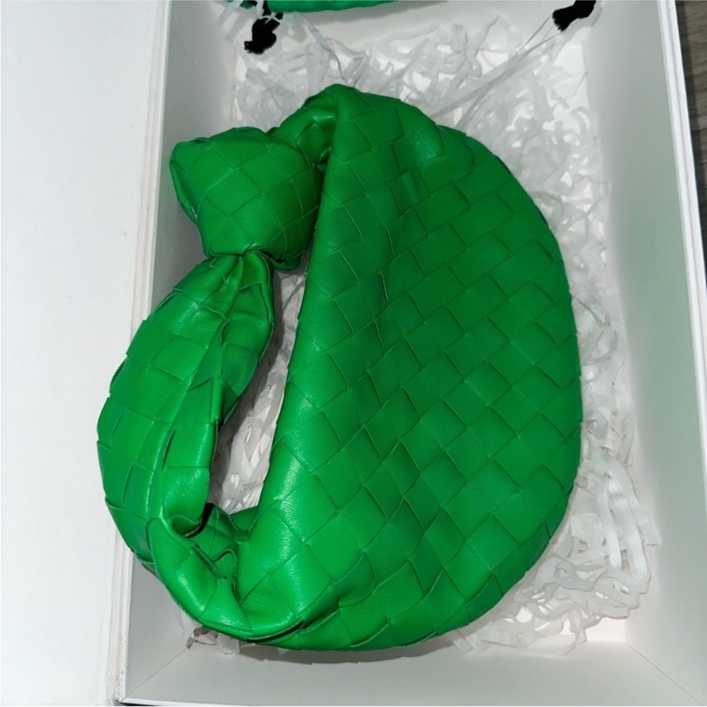 BOTTEGA VENETA Mini Jodie - Picture 2 of 12